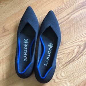 Size 6 Rothy’s black excellent condition